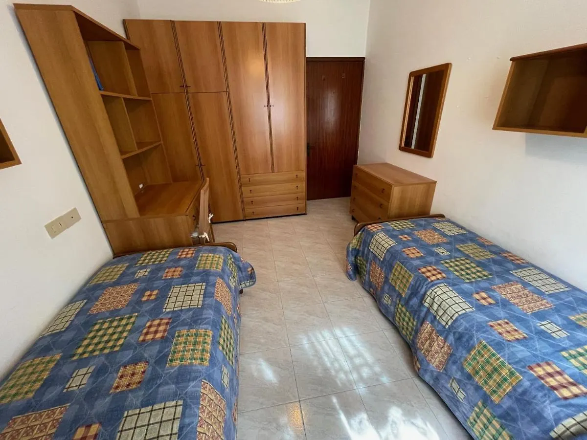 Big Apartment With 3 Rooms Caorle